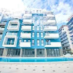 Dazzling Sunset In Nord10 Pool 아파트 마마이아