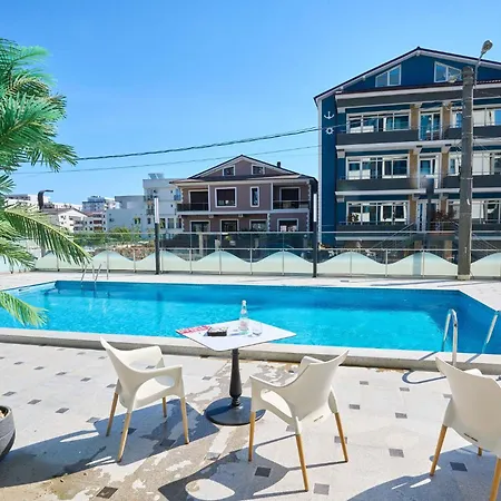 Apartment Dazzling Sunset In Nord10 Pool Mamaia
